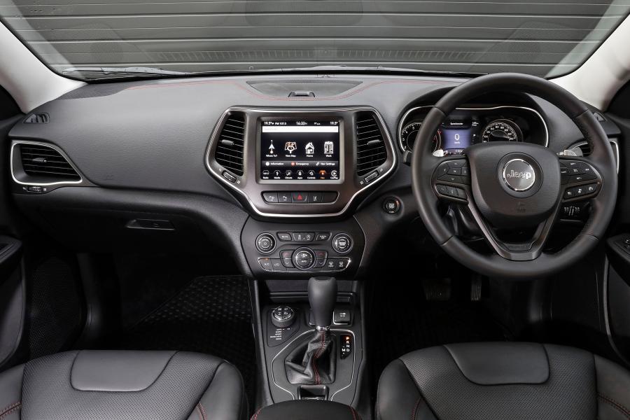Торпедо Jeep Cherokee Trailhawk (KL) 2018 года  (AU) (фото 6 из 42)